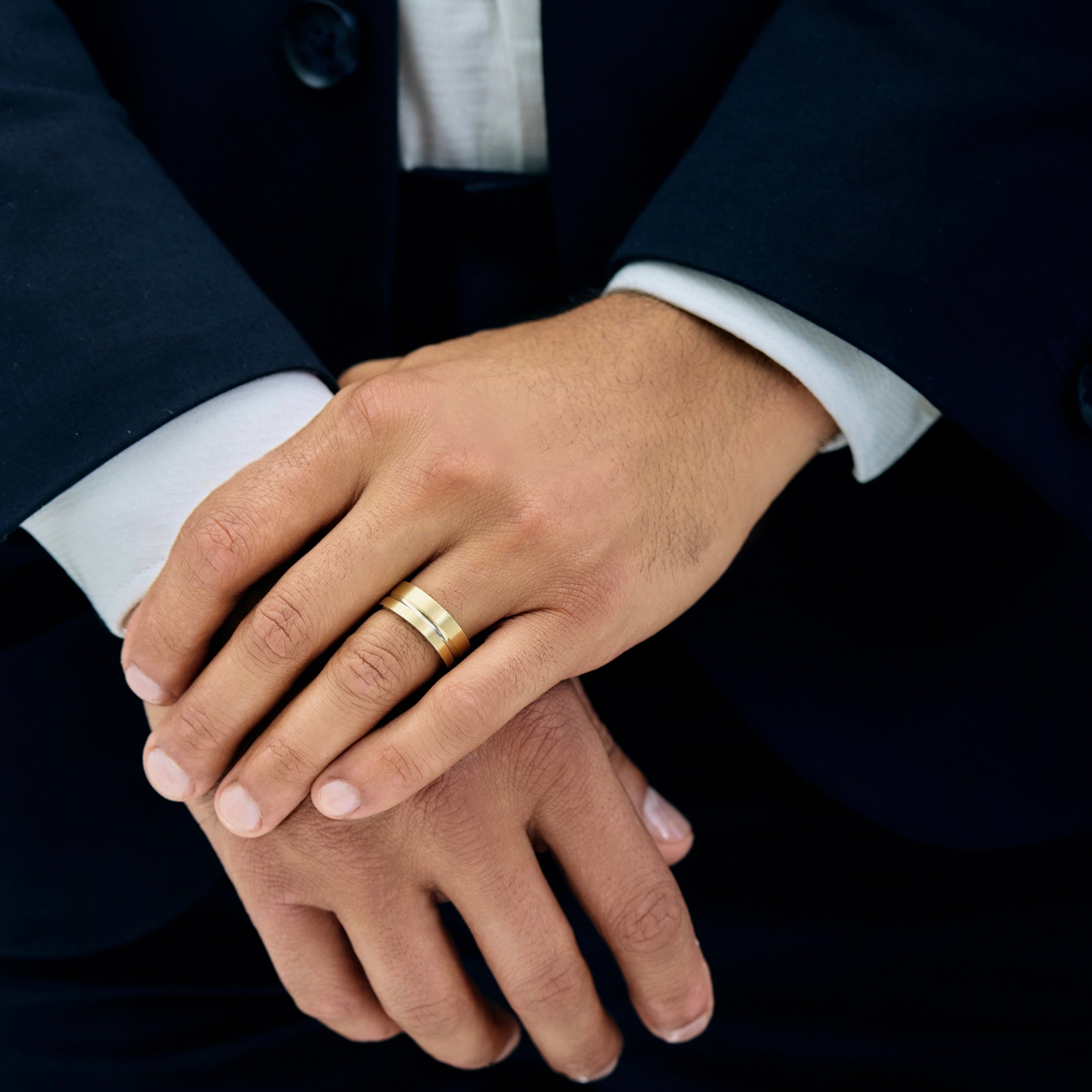 Hunter Men's Wedding Band