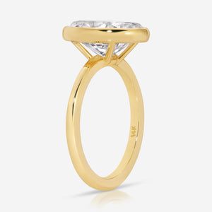 Bella 4.9 carat Moissanite Ring w/ Oval Cut and 14k Yellow Gold Band - TOVAA