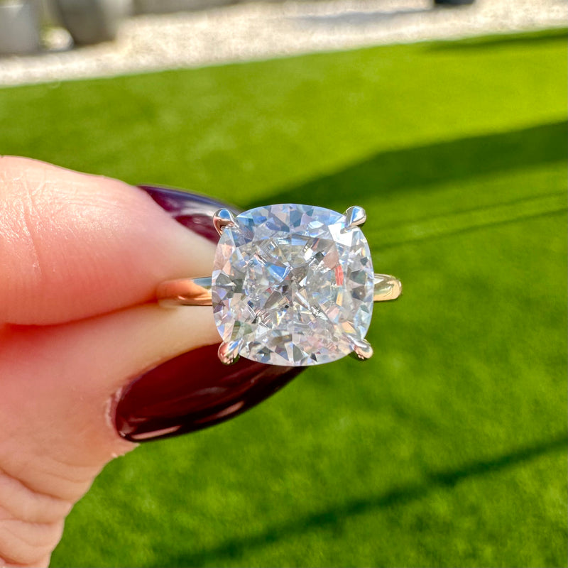 2.8 carat cushion cut diamond Clearance