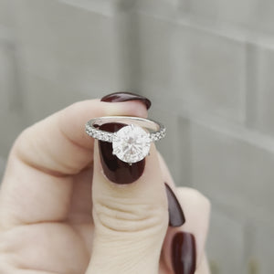 Becca 2.5ct Round Brilliant Moissanite Engagement Ring w/ Pavé Band (Size 5.5) - TOVAA 