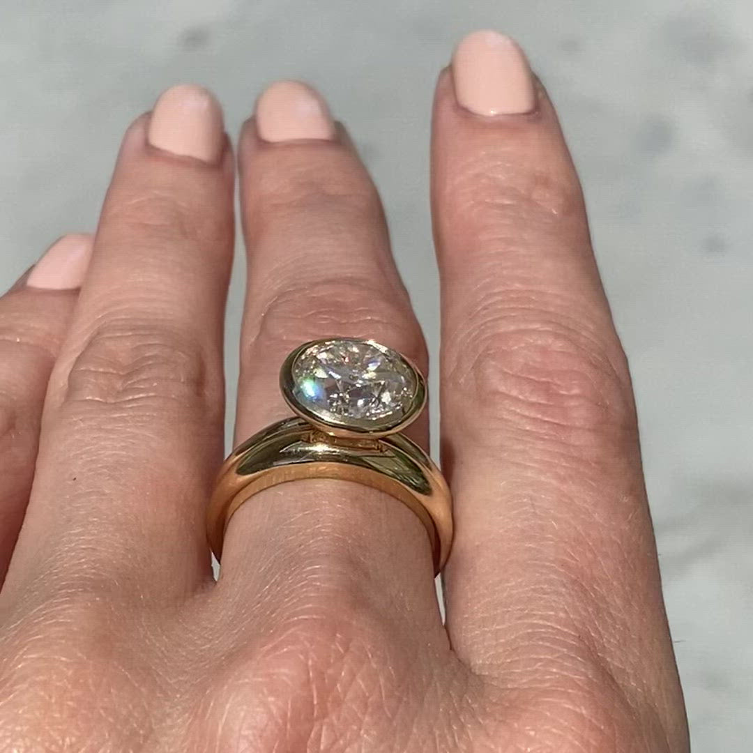 14k Solid Gold Petite Dome Band - TOVAA