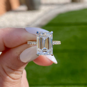 Emerald cut pave hotsell band