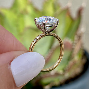 Molly 4ct Round Moissanite Engagement Ring w/ 14k Yellow & White Gold Band - TOVAA