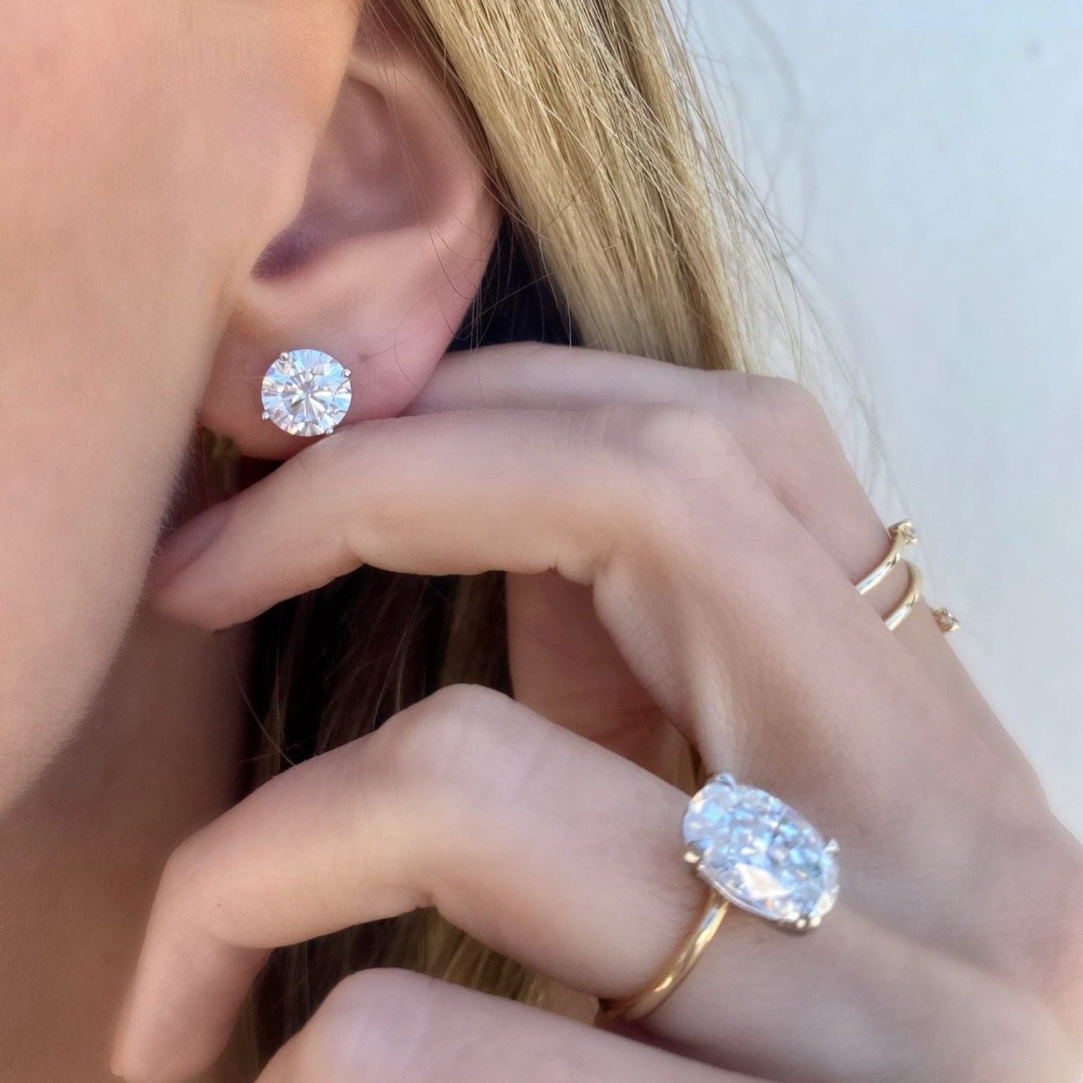Sara Basket Moissanite Studs w/ 14k Yellow Gold Setting - TOVAA
