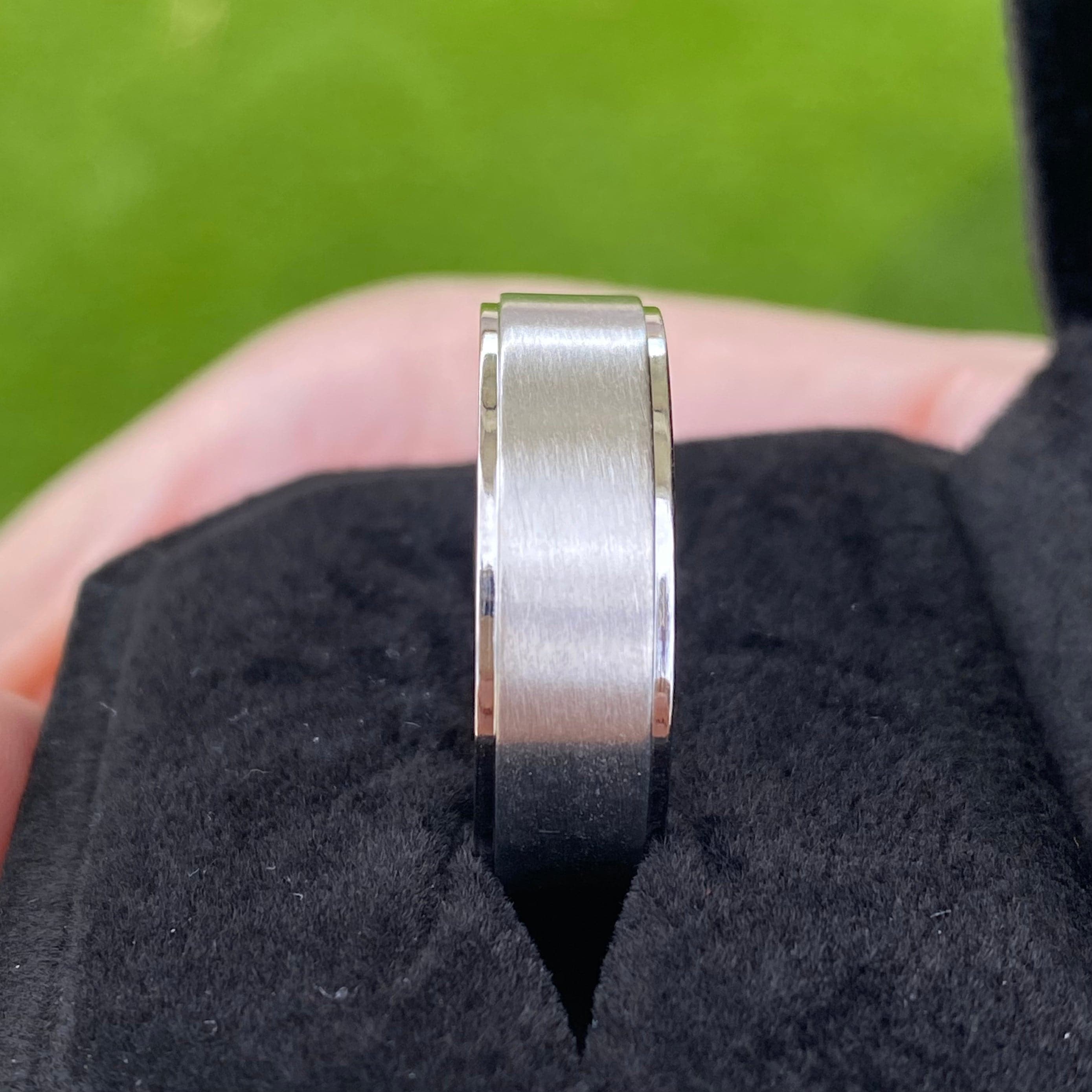 Mike 14k White Gold Men's Wedding Band - TOVAA