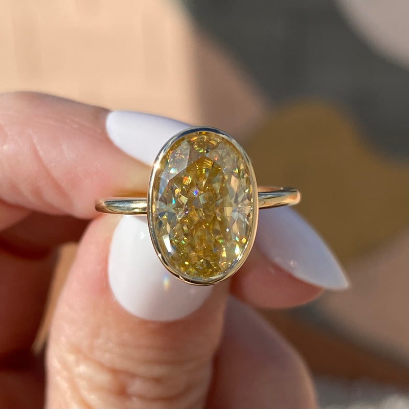 Bella 4.7ct Canary Oval Moissanite Engagement Ring